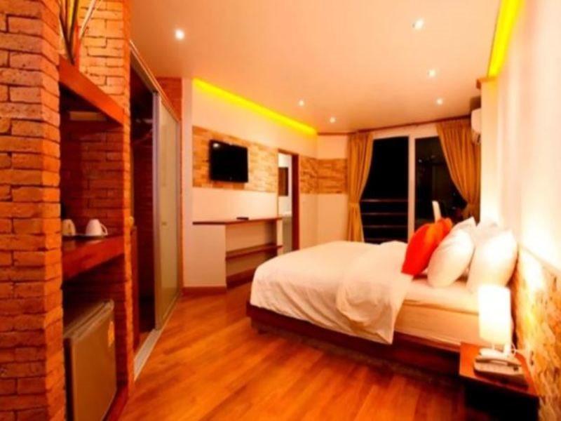 Casa Jip Guesthouse Patong Екстериор снимка