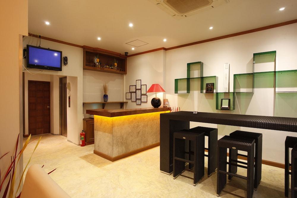 Casa Jip Guesthouse Patong Екстериор снимка